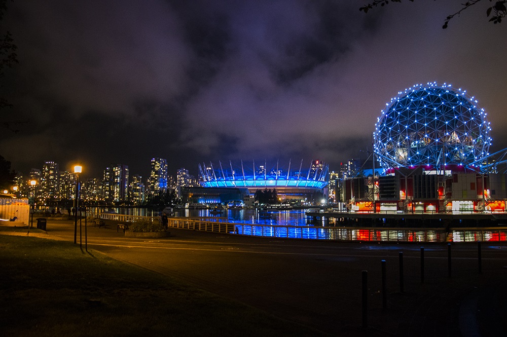 ©_Nimesh_Devkota_(meshart.ca)_@nimeshartwork _all_rights_reserved_the telus world of science and the Rogers Arena BC Place